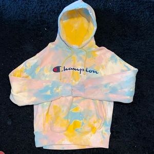 Tie-dye champion hoodie sz medium